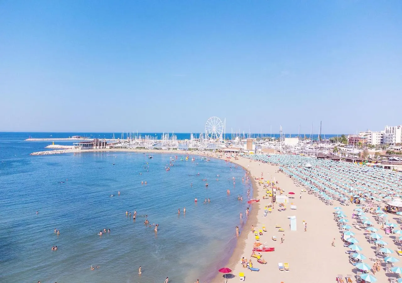 Hotel Paloma Beach Front Chiringuitos Time Rimini